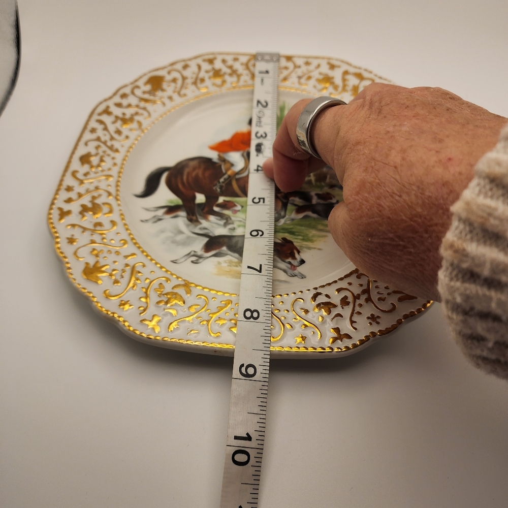 Vintage Fox Hunt Decorative Plate With Gold Detail - Picture 5 of 6